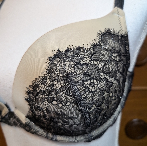 Dream Angels Lace Push Up 36C - Picture 3 of 9